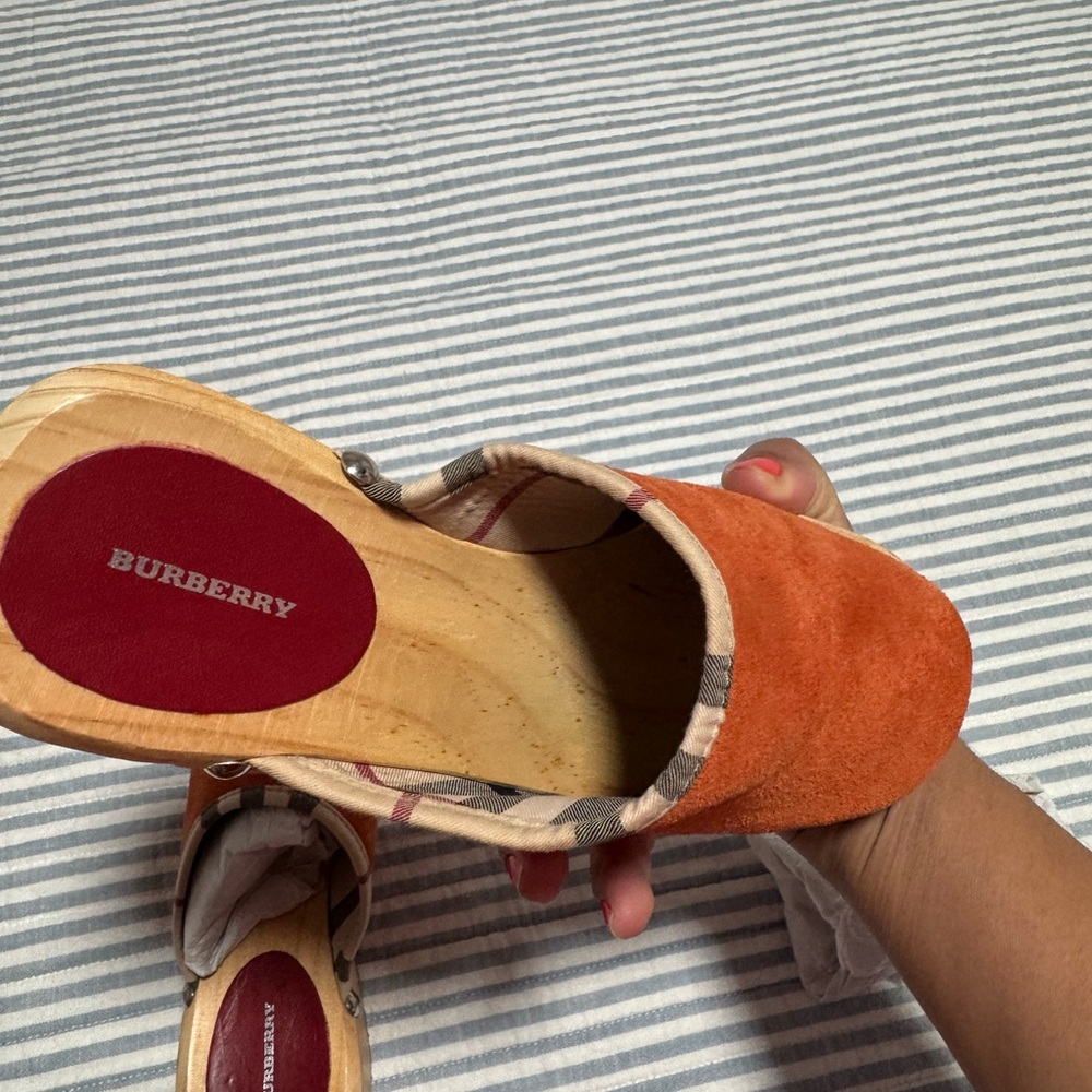Burberry Women's Orange Suede Shoes